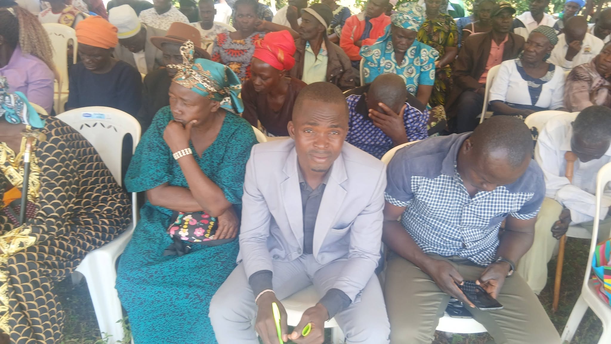 Hon . Jeph Onyango joined the family, friends, and residents of Ondati in paying his last respects to the late Rev. Paul Opondo Ngutu